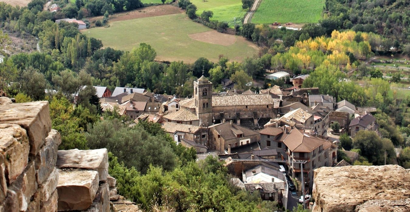 Boltaña: la joya del Pirineo Aragonés que debes visitar en moto ...